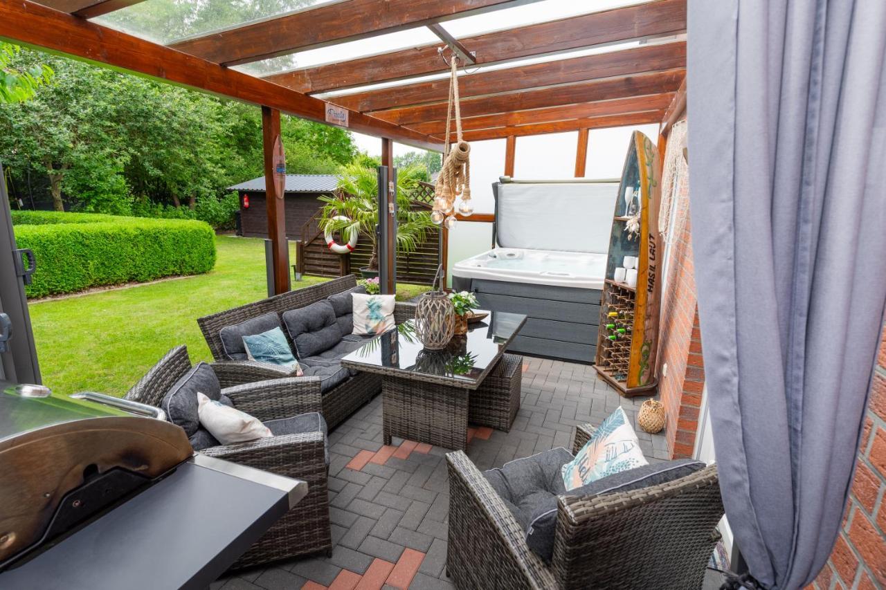 Leeloo S Sunlight Villa โฮเดนฮาเกิน ภายนอก รูปภาพ