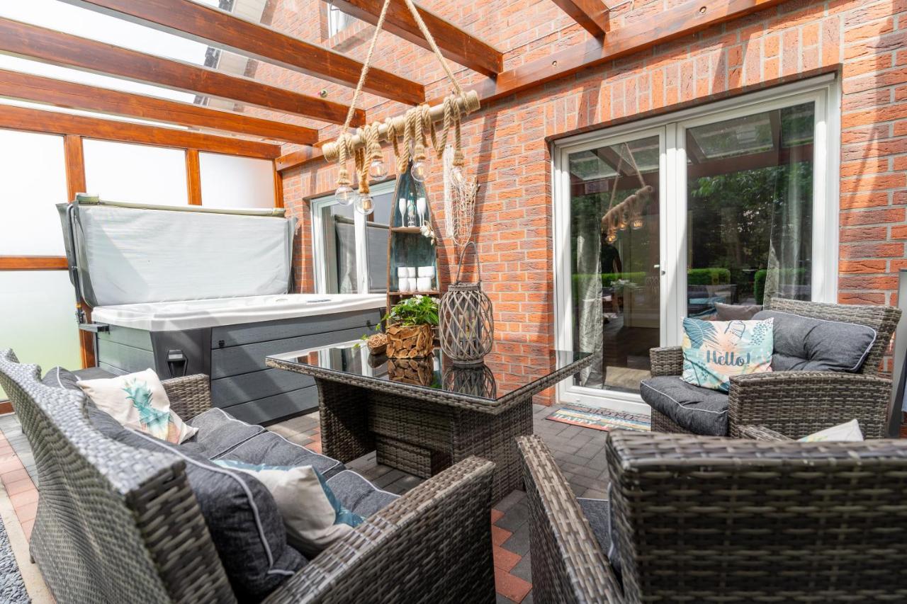 Leeloo S Sunlight Villa โฮเดนฮาเกิน ภายนอก รูปภาพ